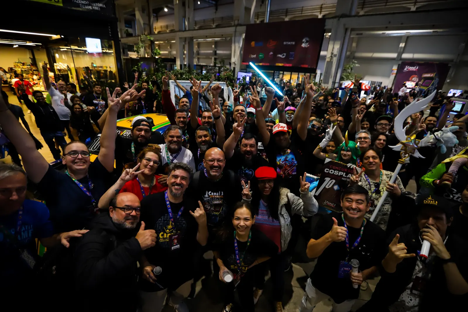 Público reunido em frente ao Palco Principal, Canal 3 Expo 2025